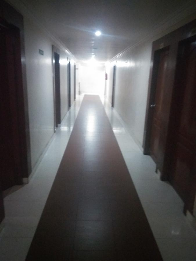 Hotel Malika Residency Ettumanoor Bagian luar foto